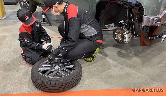 塗装体験が大人気！　自動車整備体験イベント「ジュニアメカニック2025@福岡」