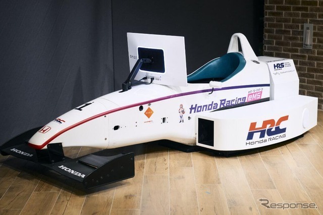 1000万円のレーシングシミュレーター「Honda eMS SIM-01」