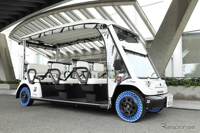 次世代タイヤ「AirFree」を装着したグリーンスローモビリティ
