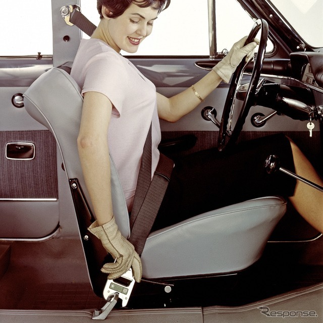 シートベルトの装着と姿勢に関する研究