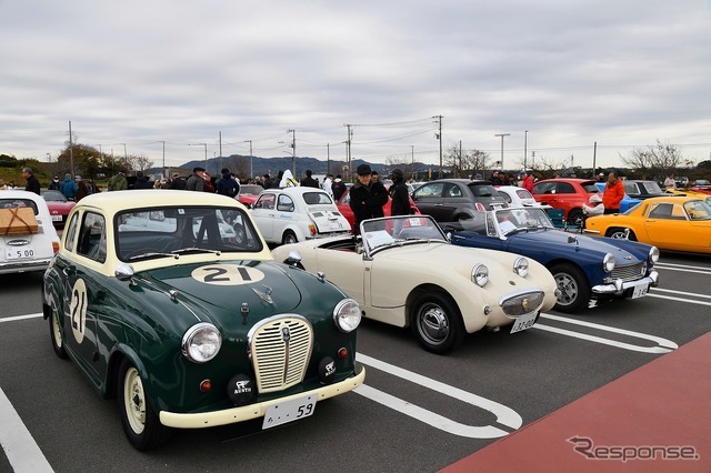 三浦半島に集まる名車たち@ソレイユの丘