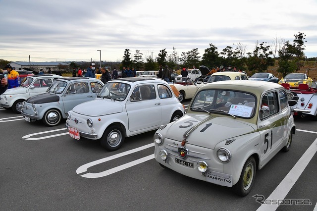 三浦半島に集まる名車たち@ソレイユの丘