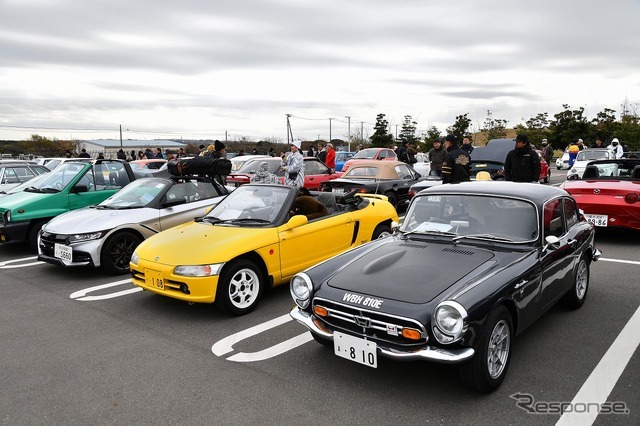 三浦半島に集まる名車たち@ソレイユの丘