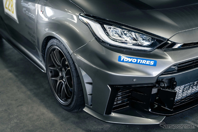 TOYO TIRES PROXES DRIVING PLEASURE