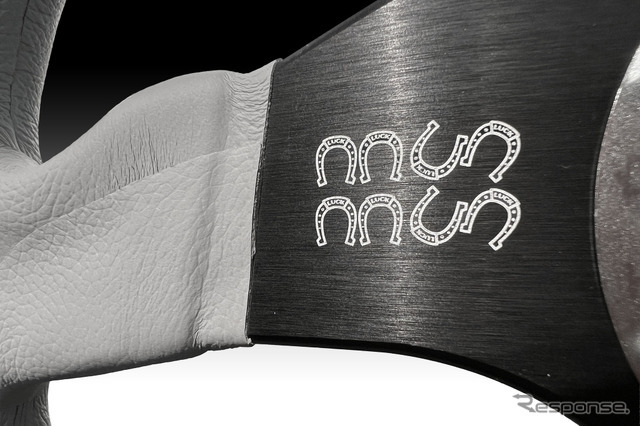 MOMOステアリング日本限定モデル「COMPETITION350 JAPAN LIMITED EDITION 2026」