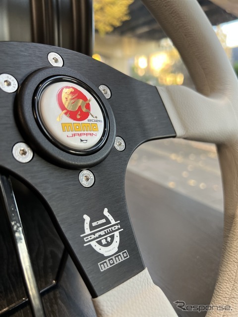 MOMOステアリング日本限定モデル「COMPETITION350 JAPAN LIMITED EDITION 2026」