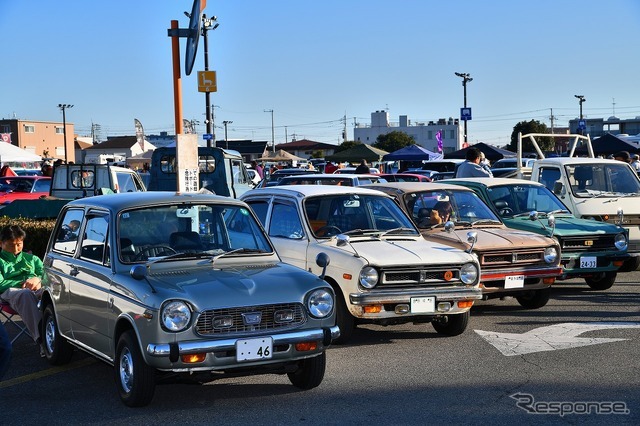 アリオ上尾クリスマスファイナルクラシックカーミーティング