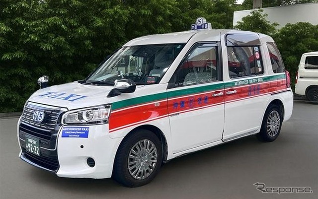 沖東交通のタクシー車両