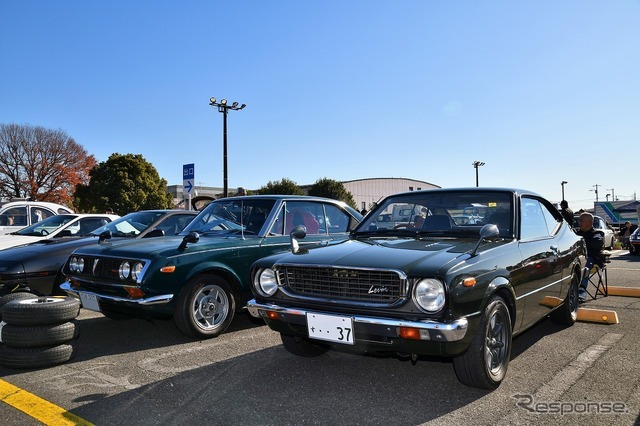 アリオ上尾クリスマスファイナルクラシックカーミーティング