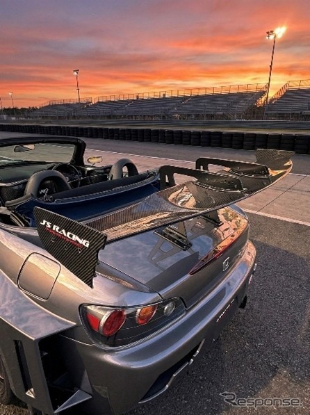 ジェイズレーシングのホンダ『S2000』用ドライカーボン製GTウイング