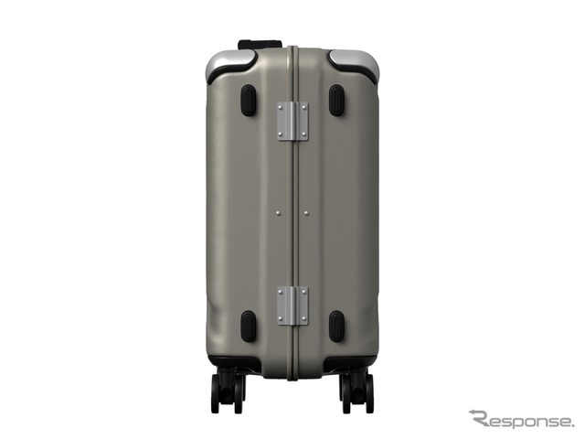 SHOEI のキャリーケース X-CORE