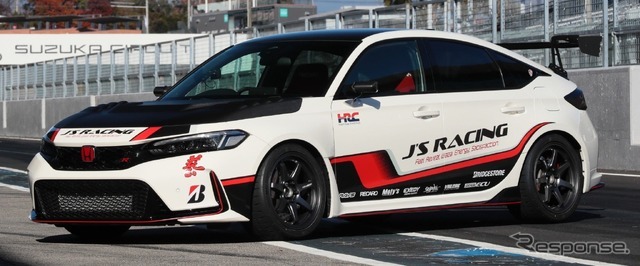 ジェイズレーシングブランドのデモカー「FL5」（『シビック・タイプR』ベース）