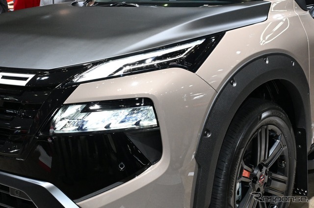 日産 X-TRAIL ROCK CREEK MULTIBED WILDPLAY（東京オートサロン2026）