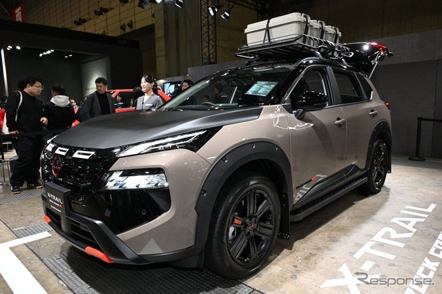 日産 X-TRAIL ROCK CREEK MULTIBED WILDPLAY（東京オートサロン2026）