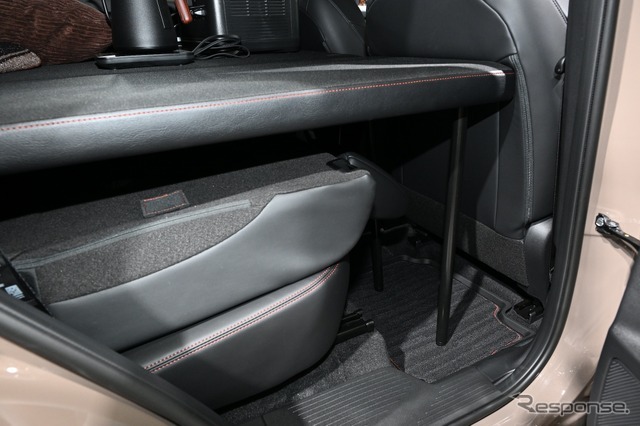 日産 X-TRAIL ROCK CREEK MULTIBED WILDPLAY（東京オートサロン2026）