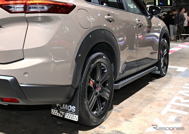 日産 X-TRAIL ROCK CREEK MULTIBED WILDPLAY（東京オートサロン2026）