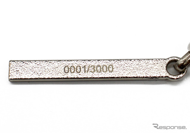 日産スカイライン GT-R（BNR34）キーリング