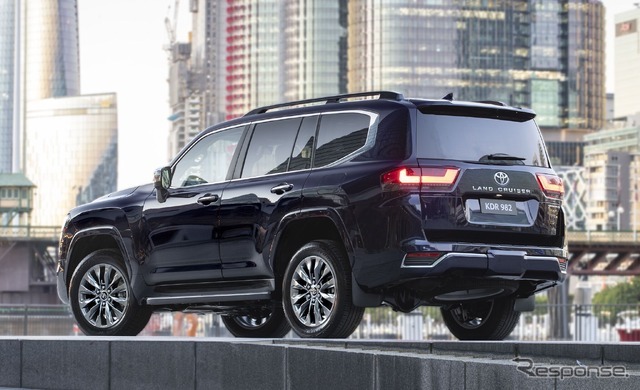 ランドクルーザー300（オーストリア仕様）