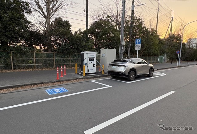 栄区本郷台公園前公道EV充電ステーション