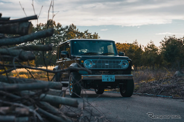 スズキ・ジムニーの「鈴ライトグリル」装着車