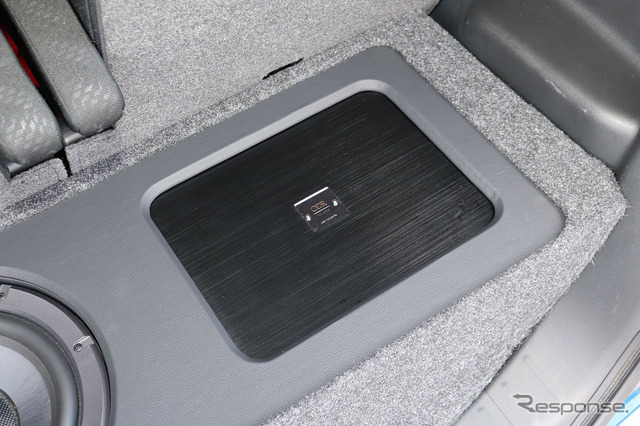 「外部パワーアンプ」が搭載されたオーディオカーの一例（製作ショップ：シティロード福山＜広島県＞）。