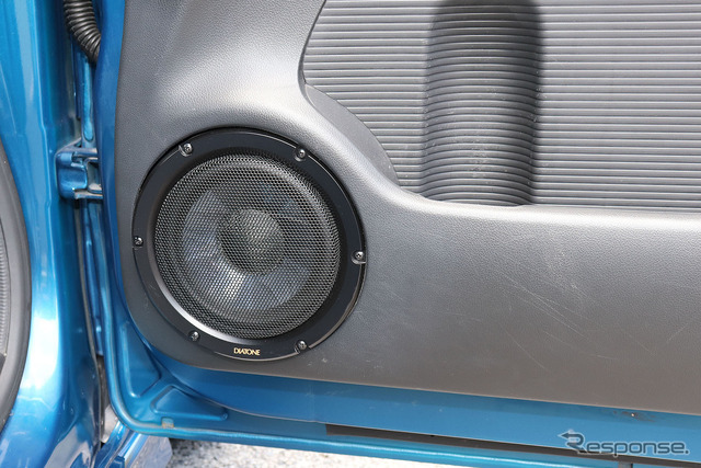 「外部パワーアンプ」が搭載されたオーディオカーの一例（製作ショップ：シティロード福山＜広島県＞）。