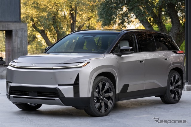 米国から輸入し経産省の公用車にするというトヨタ・ハイランダー（写真はイメージ）