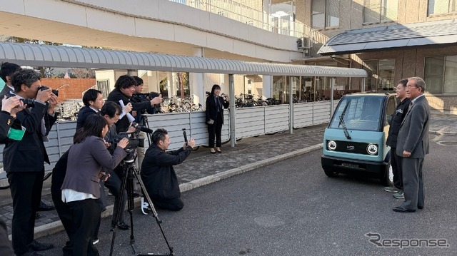 KGモーターズ「mibot」