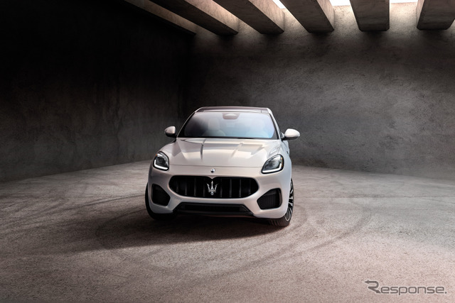 マセラティ グレカーレ エッセンツァ