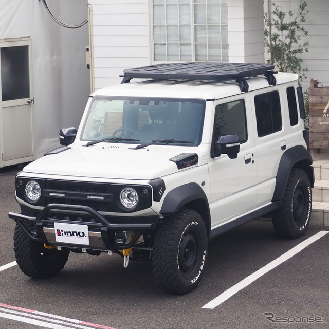 樹脂ブロー成形のルーフラック「INNOルーフボード」