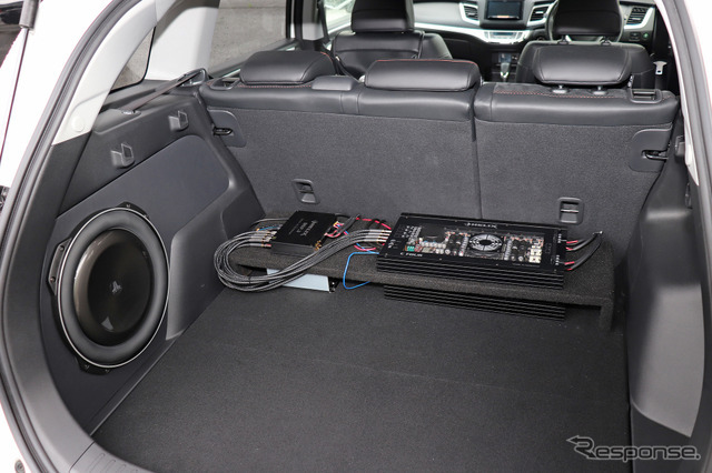 「カーオーディオ・プロショップ」にて製作されたオーディオカーの一例（製作ショップ：ピットハウスコスギ＜香川県＞）。