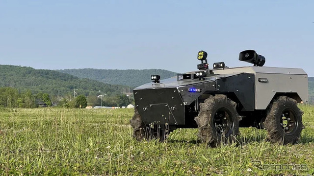 遠隔操縦・悪路走破性能を応用した無人陸上車両「機動警備ドローン MSD-F22」