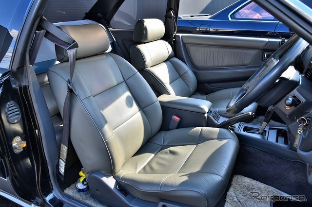 2代目レパード発売40周年記念　里帰り展示会in新車のひろば村山店