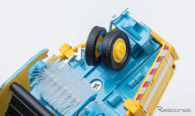 「トミカリミテッド ヴィンテージ」の「東急 SW2Z2 道路清掃車」