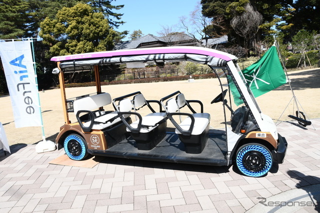 グリーンスローモビリティの外観