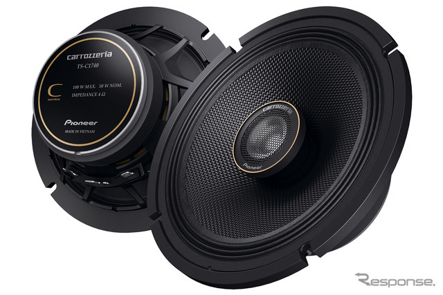 「コアキシャルスピーカー」の一例（カロッツェリア・TS-C1740）。