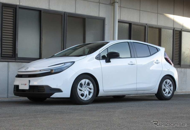 タナベ サステックプロZT40　アクア装着例（推奨ダウン量：フロント 40mmダウン / リア 40mmダウン）