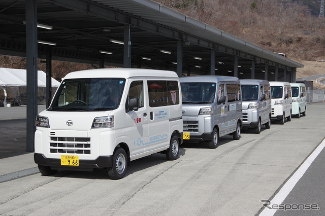 ダイハツ eハイゼットカーゴ