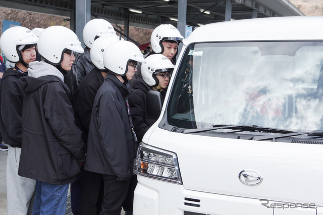 eハイゼットカーゴで競うターゲットタイム