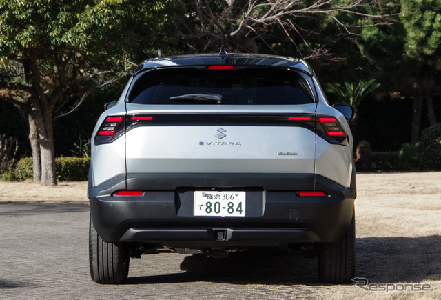 スズキ eビターラ（Z 4WD）