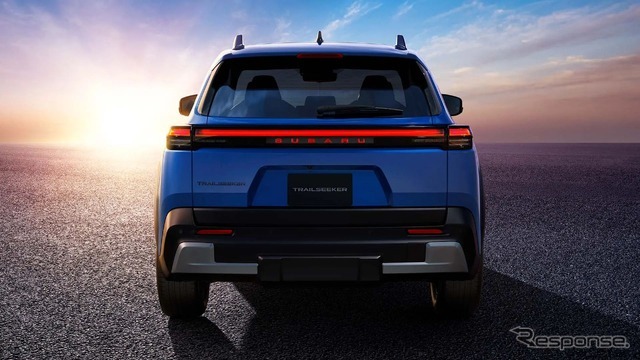 スバル トレイルシーカー