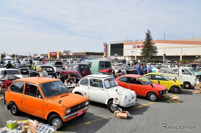 アリオ上尾 昭和平成オールドカー展示会
