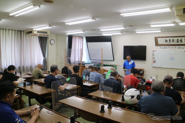 スズキリターンライダースクール