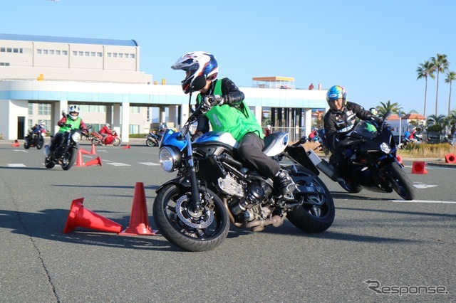 スズキ北川ライディングスクール