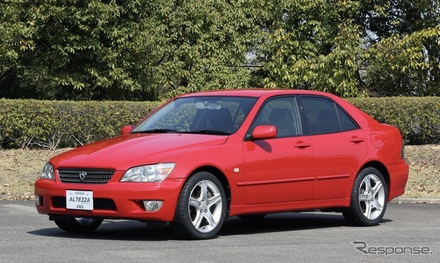 「SXE10型 アルテッツァ　RS200 Zエディション」