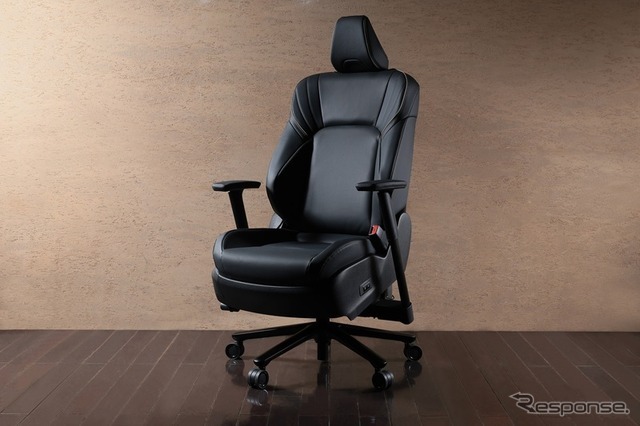 トヨタ紡織「CROWN SEAT」デスクチェア