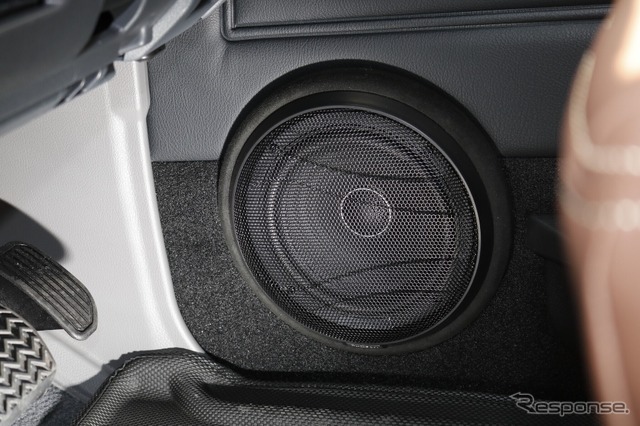 ランクル70の音をどう変える？ 純正スピーカー位置の難題をプロショップが解決［car audio newcomer］by 東京車楽　前編