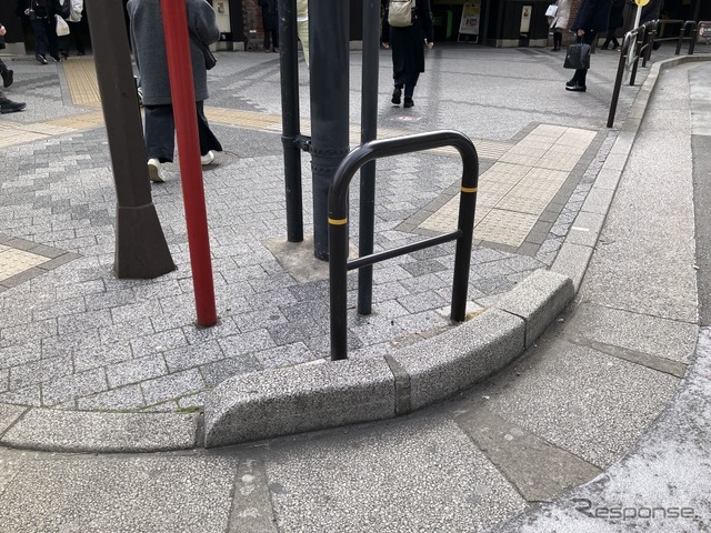 短いガードレール（東京都中央区）