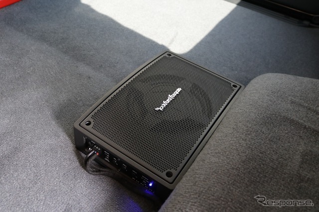 ランクル70の音が激変！ AMラジオ級の純正サウンドから本格カーオーディオへ［car audio newcomer］by 東京車楽　後編