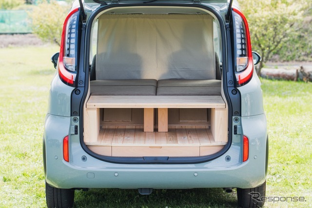 トヨタ シエンタ専用車中泊キット「VANLIFE ROOMKIT」の7人乗り用
